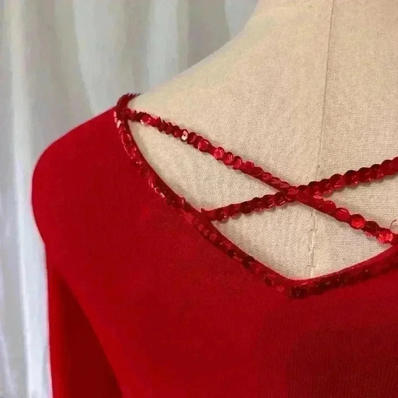 Kikit Red Holiday Sequin Bow Sweater. Womens Sz M.  Pull On. Key Hole Back. - Picture 6 of 7